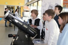 Collège Alfred Jarry - Renazé : Planètes, étoiles et constellation