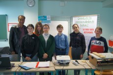 Collège George Pompidou - Champtoceaux Orée d'Anjou : La table auto-nettoyante
