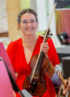 L’ambiance musicale était assurée par l’orchestre des étudiants du département Pharmacie