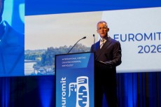 Arnaud Pouillart, directeur g&eacute;n&eacute;ral adjoint du CHU d'Angers