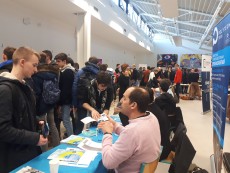 Les étudiants au forum