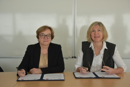 Nathalie Boursier, directrice générale du Crous Nantes Pays de la Loire., et Françoise Grolleau, présidente de l'Université d'Angers.