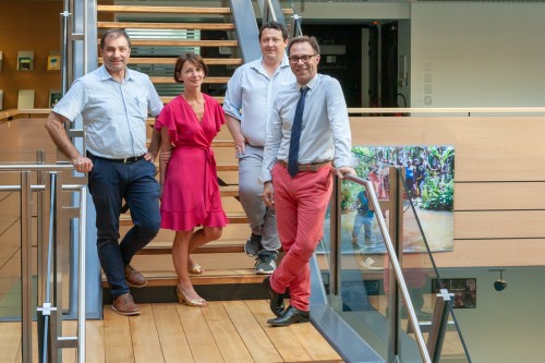 Marc-Antoine Custaud, vice-président Valorisation de l'UA, Sébastien Boussion, délégué à la fondation et Christian Roblédo, président de l'UA, aux côtés de Karine Desgages, DRH de Scania