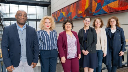 Martine Long, au centre, est la nouvelle doyenne de la Faculté de droit, d'économie et de gestion.
