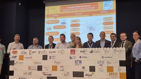 Les partenaires réunis lors de l’inauguration du Campus des métiers d’avenir FBCA.